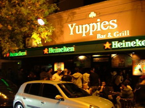 YUPPIES 19 LaNocheDeQuilmes.com