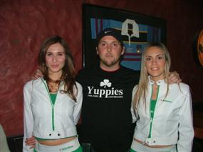 YUPPIES 28 LaNocheDeQuilmes.com